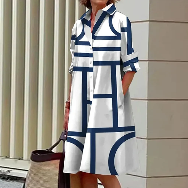 Kleid mit geometrischem Aufdruck und Taschen