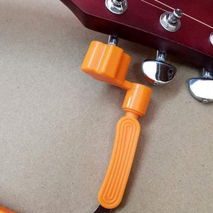 3-in-1-Tool zum Wechseln der Gitarrensaiten