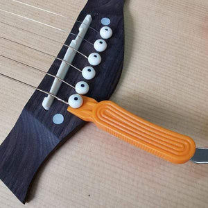 3-in-1-Tool zum Wechseln der Gitarrensaiten